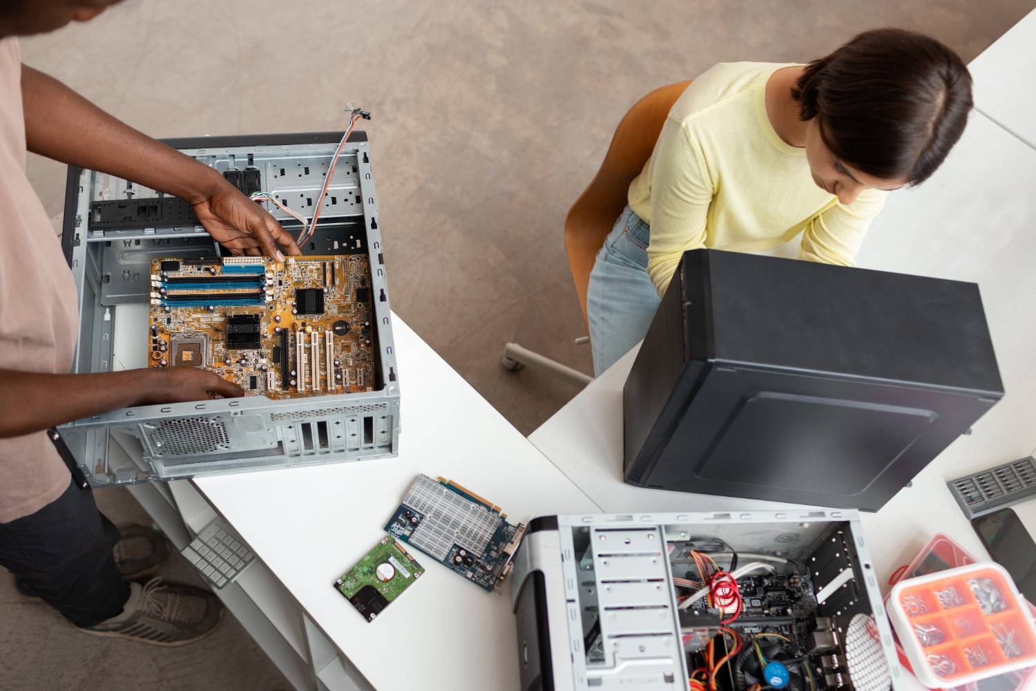 IT Hardware Maintenance Tips To Follow IT Hardware Maintenance Tips To Follow